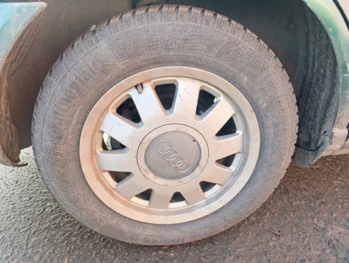 Центральные колпачки AUDI A4 и др.-куплю