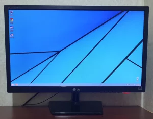 ЖК монитор LG 23"