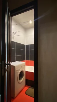 В Центре города 2-х комнатная квартира на длительный срок, месяц