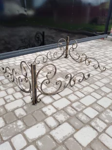 Ограда металлическая