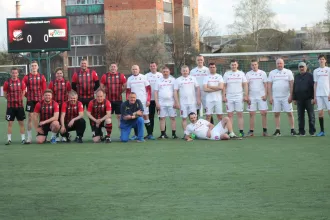 Работники бобруйского «Спецавтопредприятия» сыграли товарищеский матч с представителями тренерского штаба ФК «Белшина»