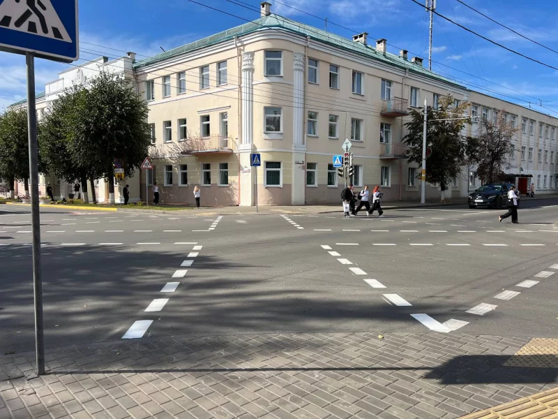 В Бобруйске запустили первый в городе диагональный пешеходный переход