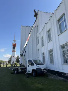 Автовышка 19 метров, поворотная люлька! Можно с рабочими