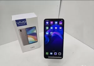 Новый, запечатанный смартфон Vivo 6/128Gb
