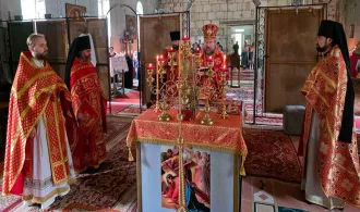 Епископ Бобруйский и Быховский Серафим возглавил Божественную литургию в мужском монастыре иконы Божией Матери в Прощанской пустыни