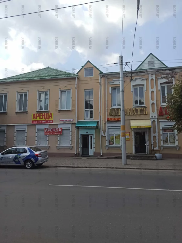 Закрылись хорошие магазины... Интересно, почему?