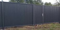 Забор из металлопрофиля. Ворота, калитки