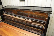 Отдам Даром антикварное немецкое пианино