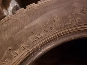Зима 205/55 R16 Pirelli Italia 4 мм 40р за колесо