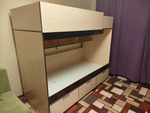 Кровать двухъярусная