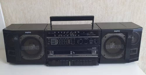Магнитофон Sanyo M803SR