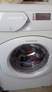 продам холодильник б/у ARISTON