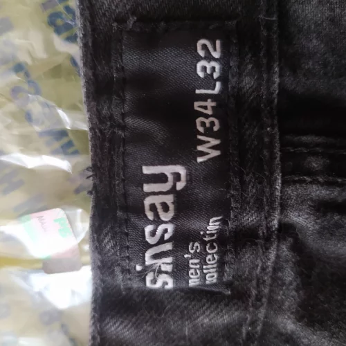 Джинсы мужские