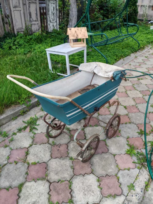 Коляска ретро