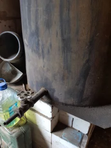 Металлическую ёмкость