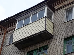 Обшивка балкона