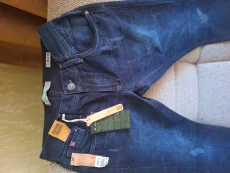 Новые джинсы