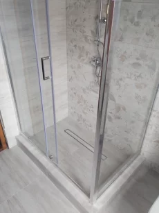 Облицовка плиткой, укладка ламината