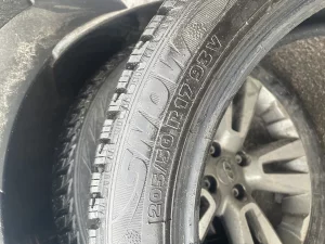 Зимняя шина KORMORAN 205/55 R17