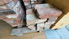 Продам кирпич старый