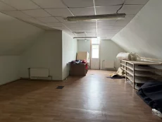 Торгово-производственные здание 286 и 216 кв.м