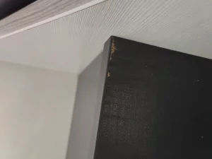 Двухъярусная кровать с выдвижным столом