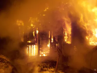Соседи спасли пенсионерку из горящего дома в Бобруйском районе
