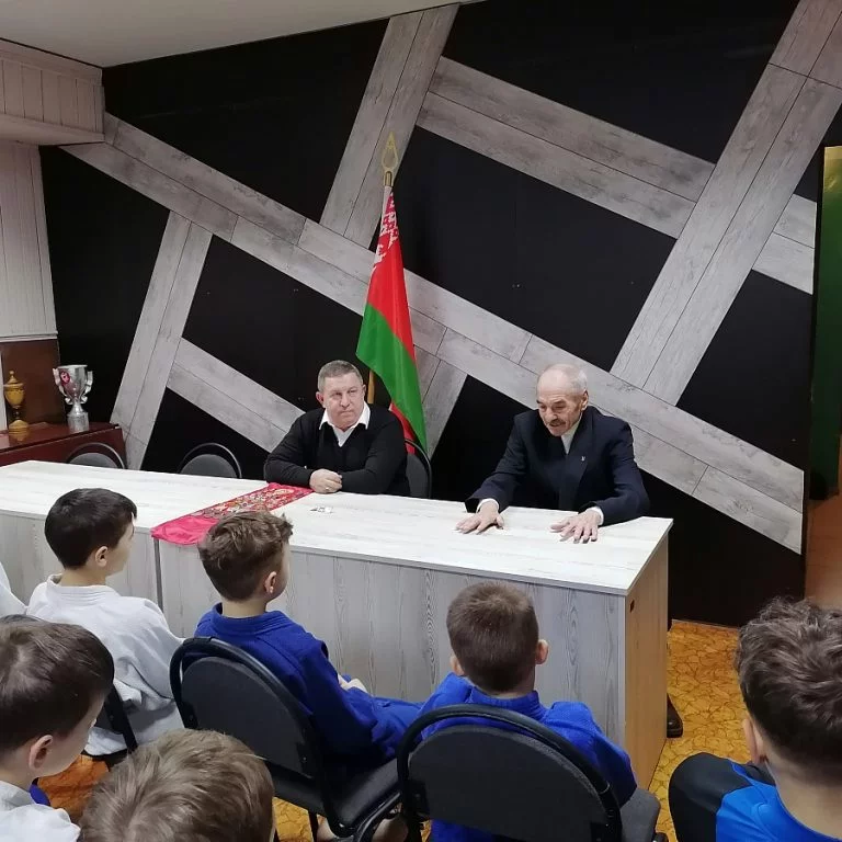 Встреча поколений: ветераны спорта вдохновили юных бобруйских спортсменов