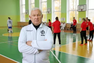 Чемпион мира Анатолий Усенко и ФК «Белшина» поддержали детей из школы-интерната