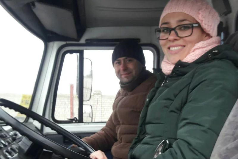 Девушкам все по плечу!