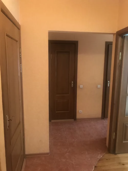2-х комнатная квартира на Лынькова, 5