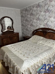 Трехкомнатная квартира на пр-де Звёздном