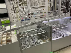 Менеджер по продажам мебельной фурнитуры