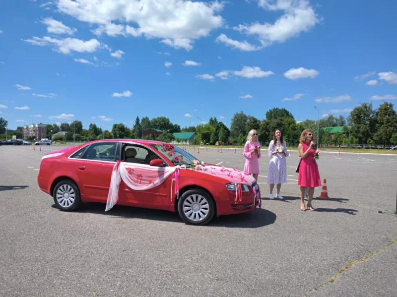 В Бобруйске выбирали «АвтоЛеди-2025»