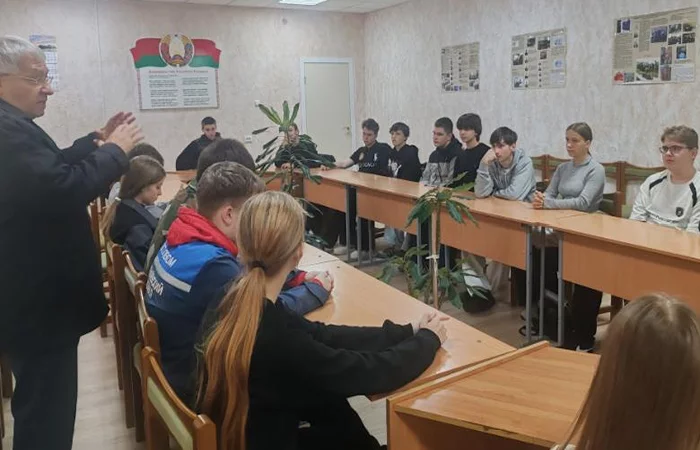 В бобруйском индустриально-строительном колледже прошёл открытый диалог на тему «Беларусь начинается с меня. Суверенитет белорусского государства».