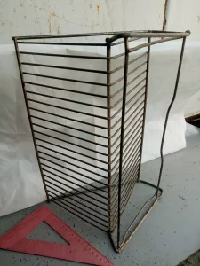 Полка для просушки тарелок в кухонный шкафчик