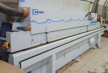 Станочник на оклейку мебельных деталей пластиковой кромкой ПВХ