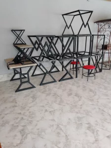 Стол, подстолье