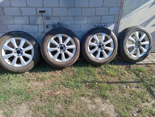 Диски с шинами 18