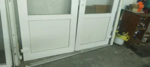 Комплект входной двери ПВХ (2 створки, стеклопакет)