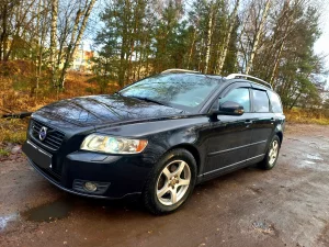 Volvo v50, 2011г