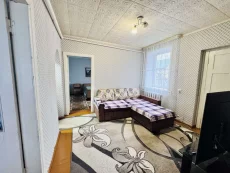 Благоустроенный кирпичный дом с коммуникациями