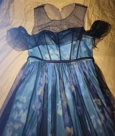 Платье нарядное