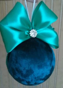 Новогодние шары 2шт.(розовый и зелёный)