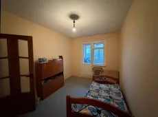 Просторная 4-комн. квартира напротив ТЦ "Корона". 37000 у.е