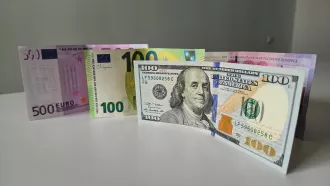 Стало понятно, куда двинется курс доллара в ноябре: прогноз по валютам