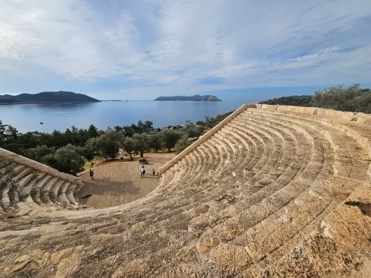 Бобруйчанин привёз из Турции приятные воспоминания и счёт за мобильный интернет в 300 рублей. Как это вышло при корректно открытом роуминге?