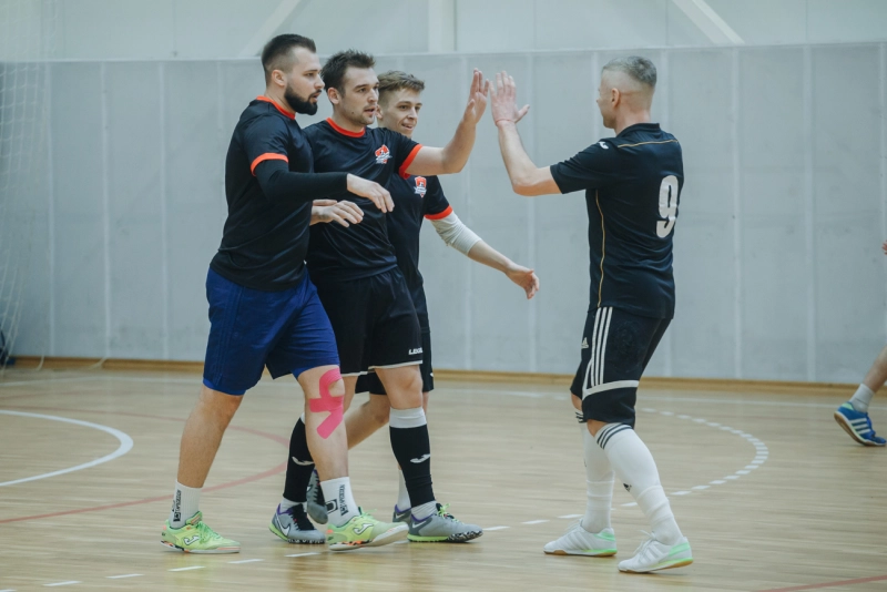 Определены полуфиналисты кубка Бобруйска по мини-футболу