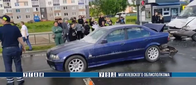 ДТП с маршруткой в Бобруйске – в больницу доставлены четыре человека