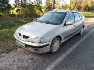 Рено меган 2001г. 1.6 бензин 2000 бел.руб